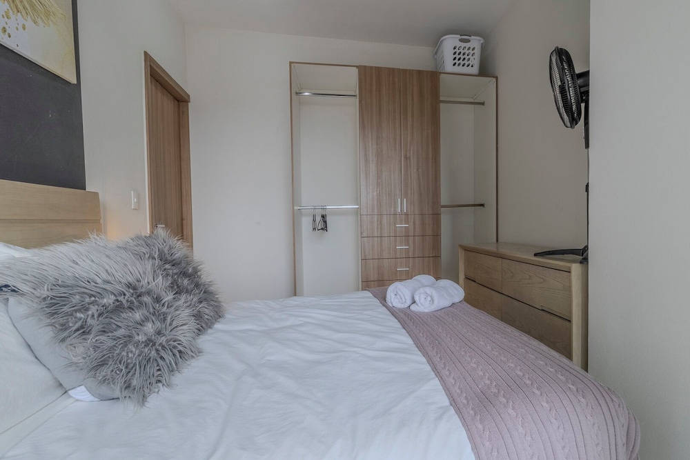 Luxury Apartment, City View photo 2
