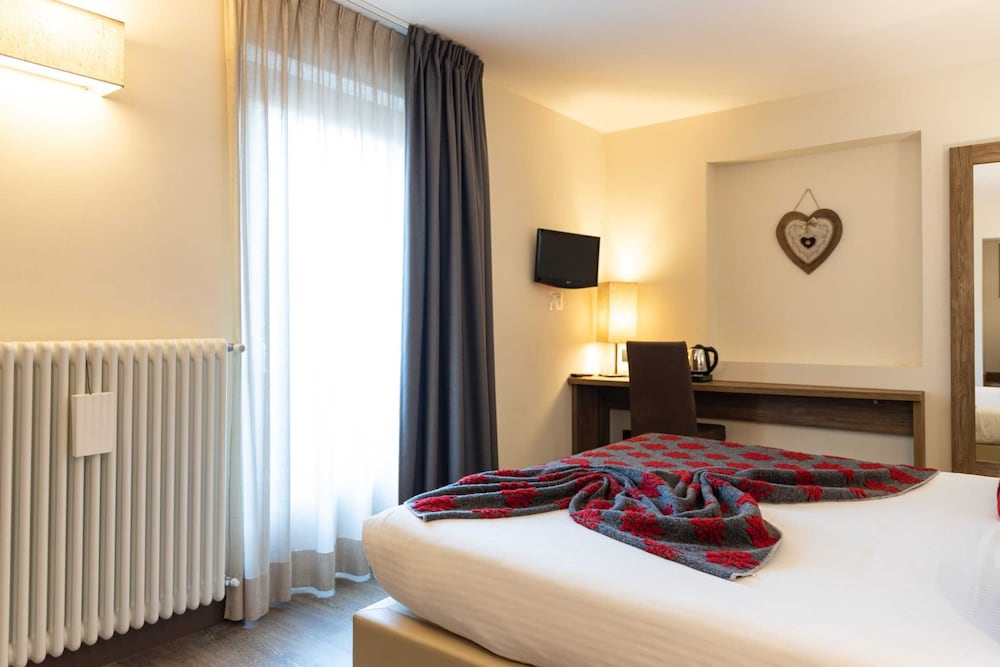 Superior Double Room, Terrace, Mountain View photo 2