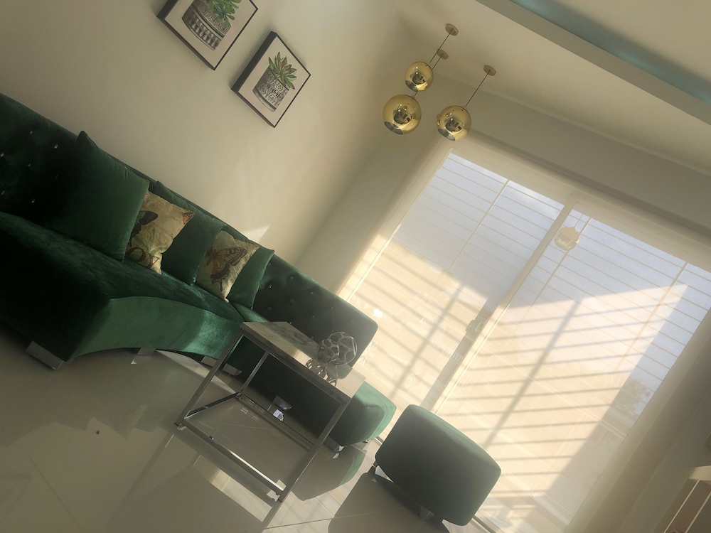Basic Apartment, 3 Bedrooms