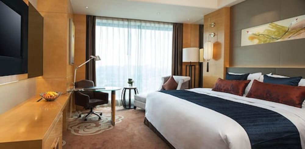 Deluxe Room - 1 Double Bed