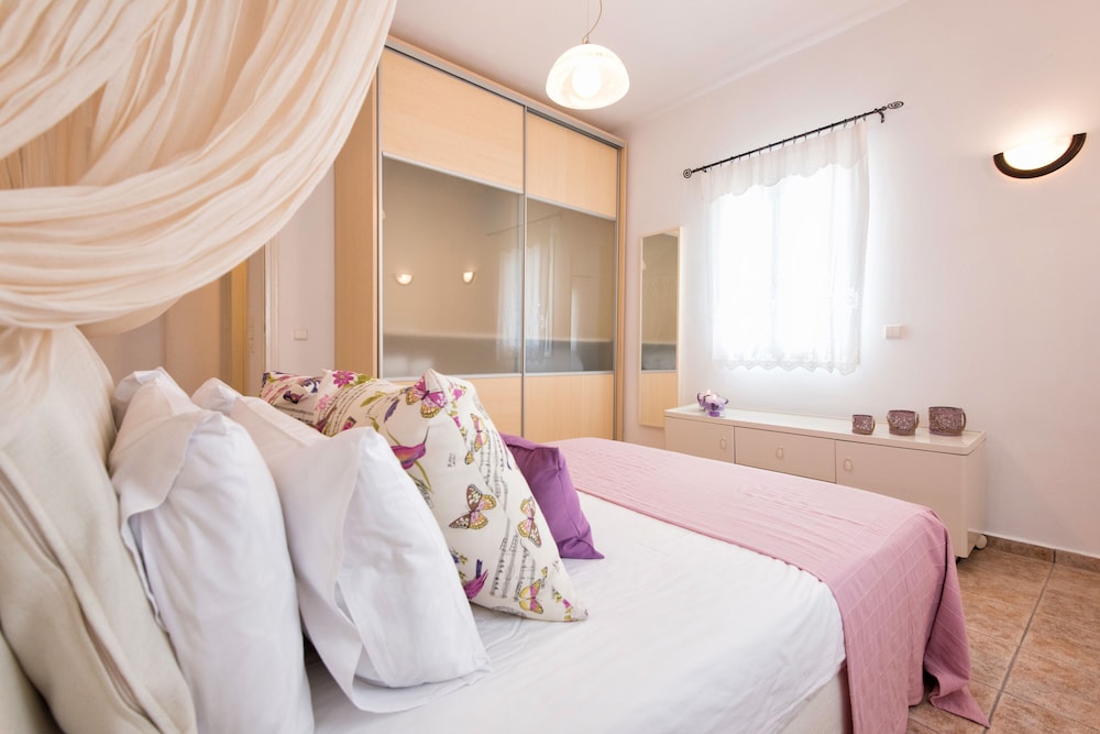 Villa, 2 Bedrooms photo 3