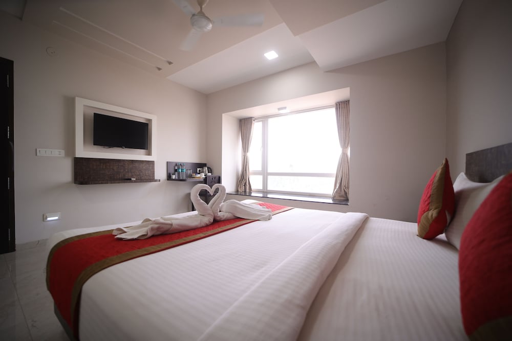 Executive Room - Photo 5