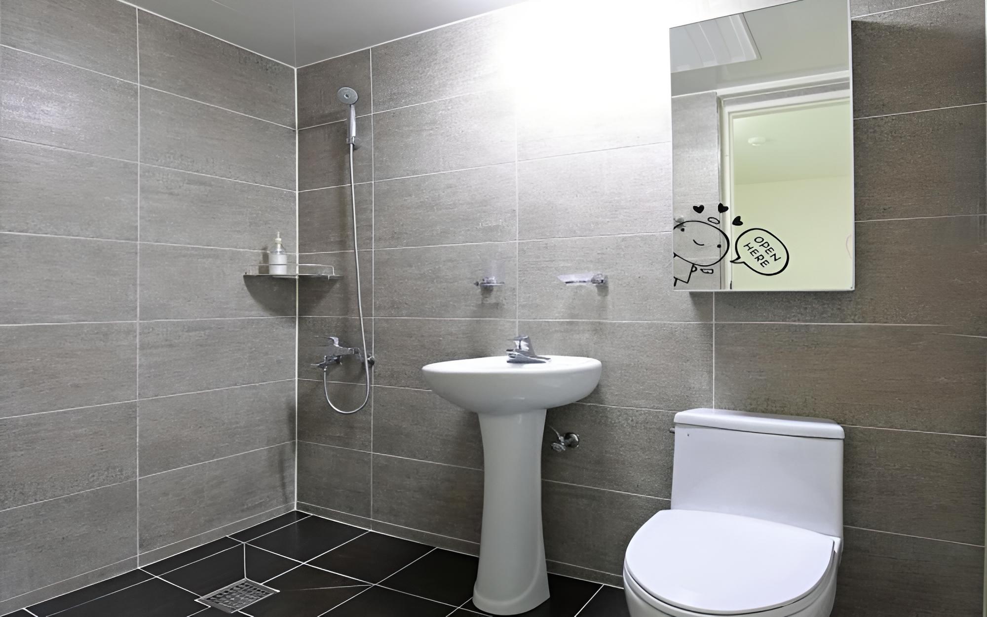 Room (Alice7 (Duplex Footbath)) - Photo 8