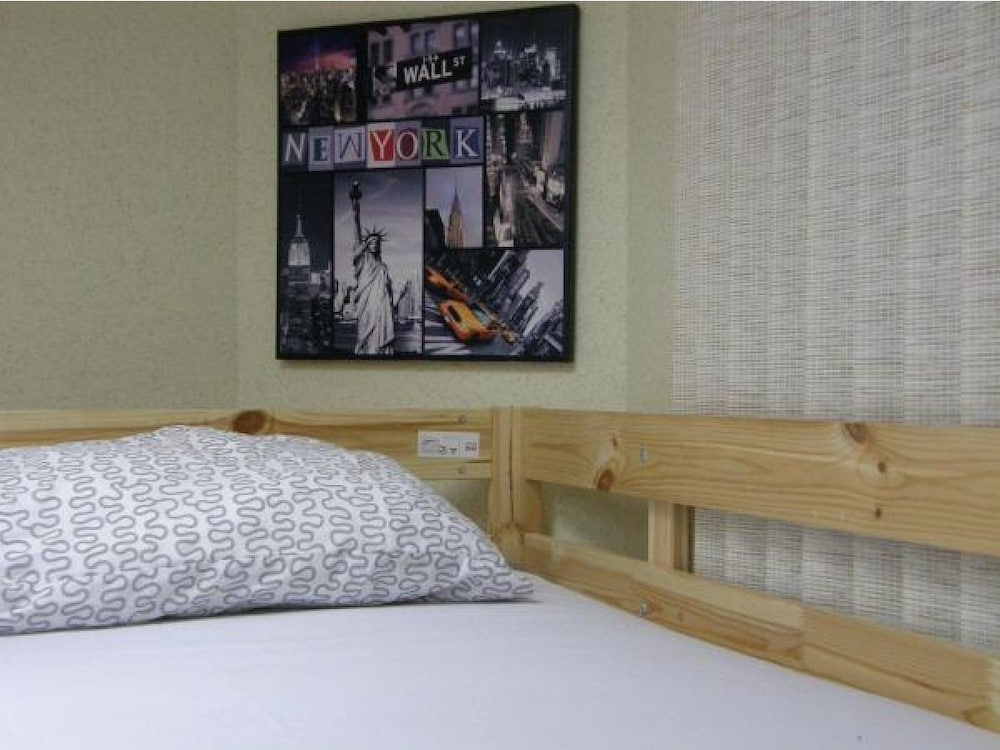 Shared Dormitory, Multiple Beds, Non Smoking photo 3