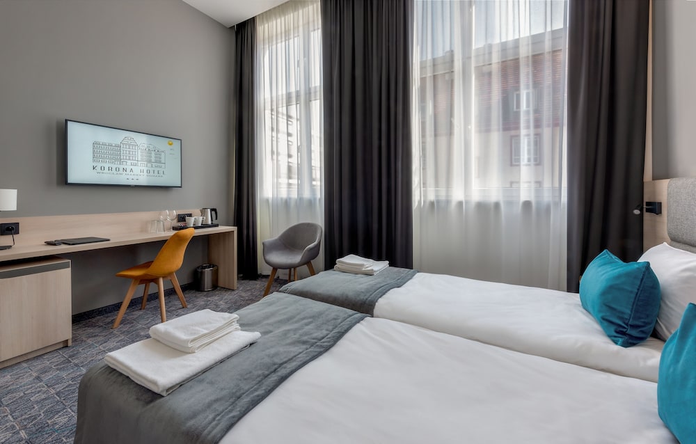 Standard Double Room, 2 Twin Beds (3*) - Photo 2