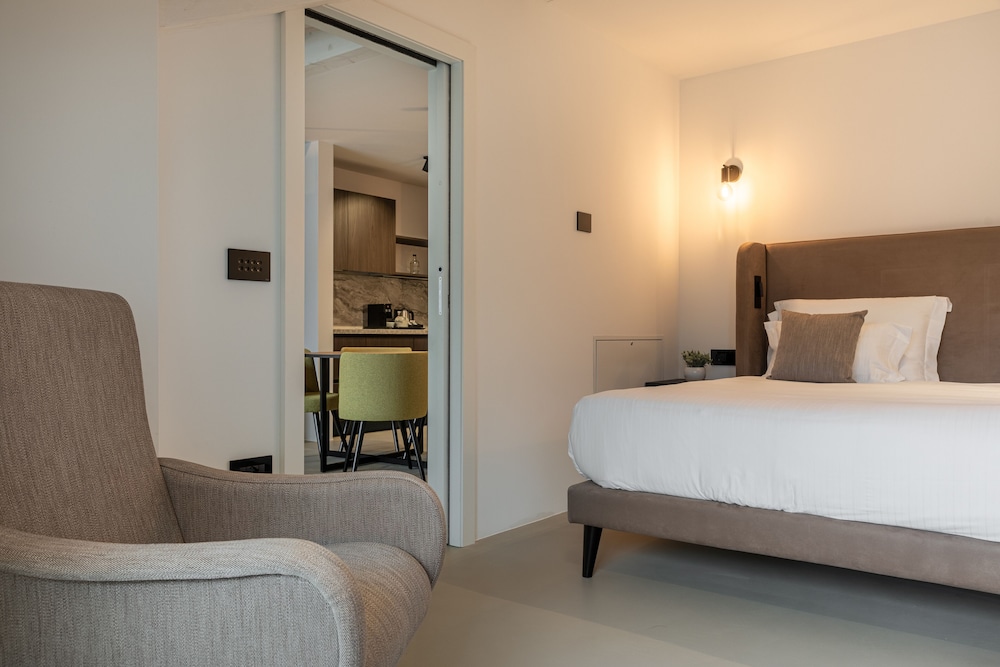 Exclusive Apartment