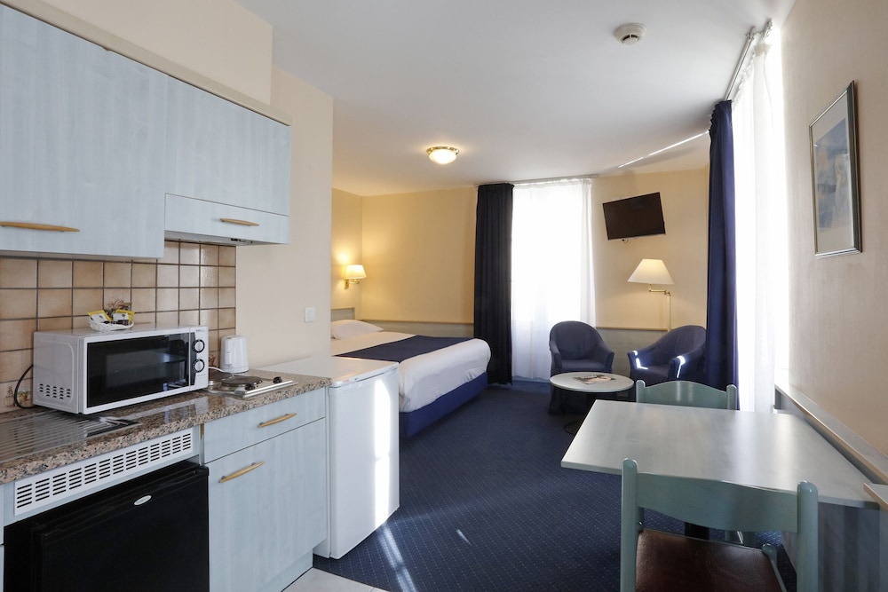 Superior Double Room - Photo 2