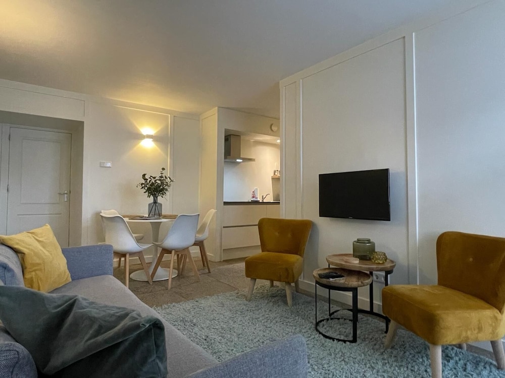Deluxe Apartment, 1 Bedroom, Patio