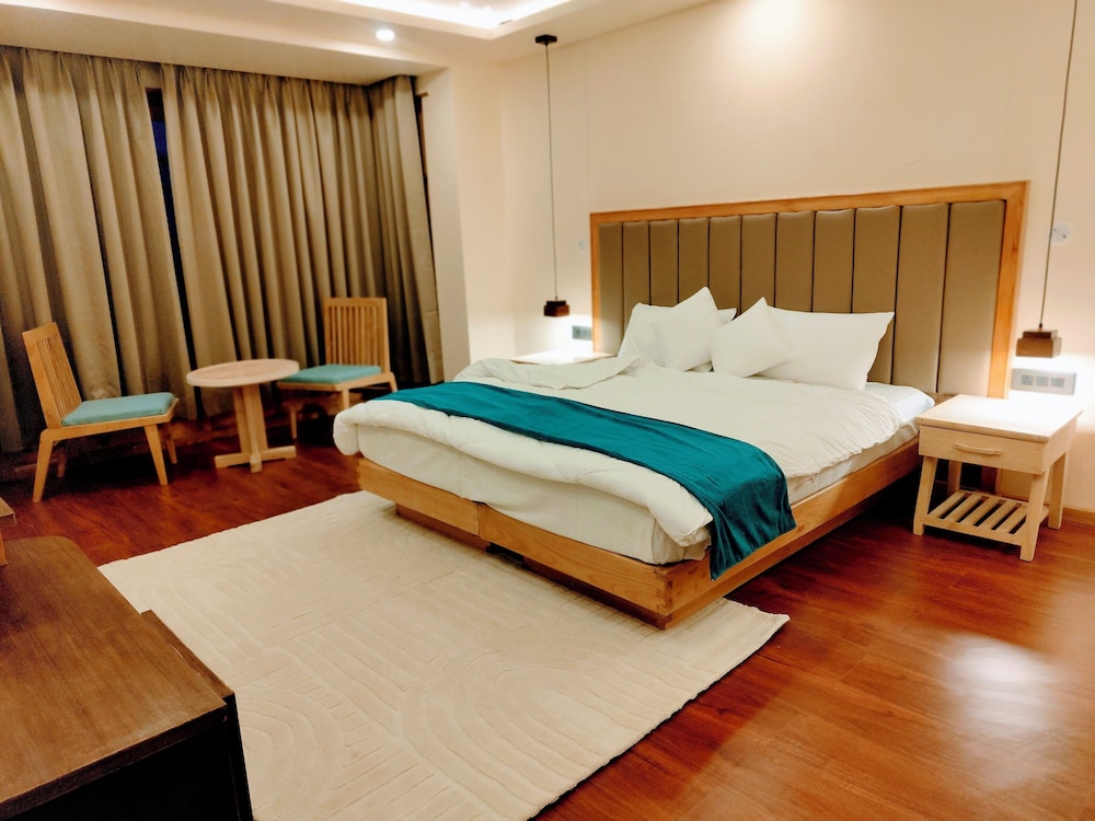 Premier Room