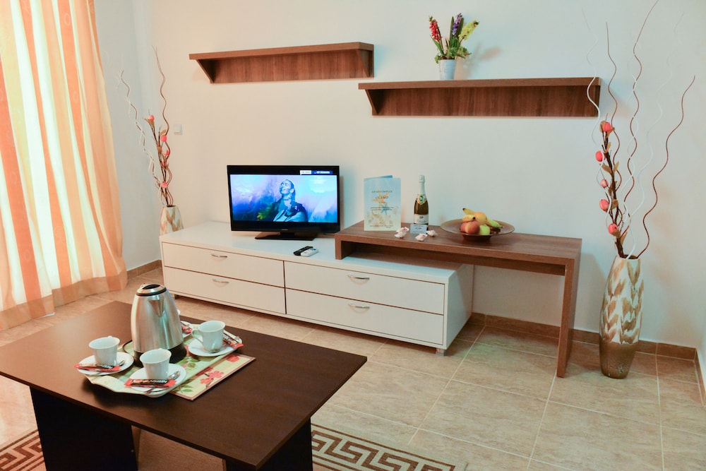 Deluxe Apartment, 1 Bedroom, Balcony, Sea View (Kitchenette ) photo 3
