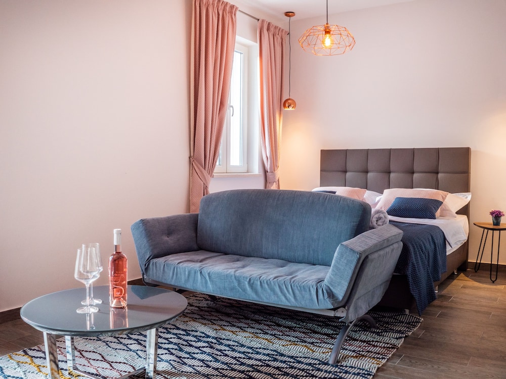 Studio Suite, Terrace, Sea View (on the 3rd floor)