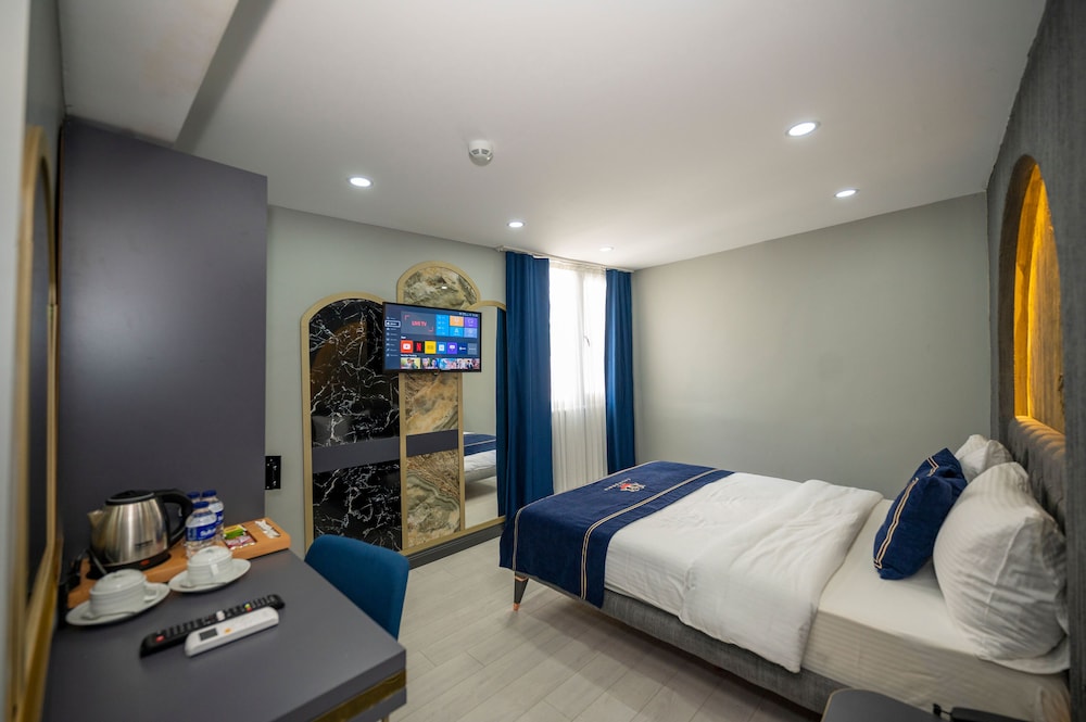 Standard Double Room photo 3