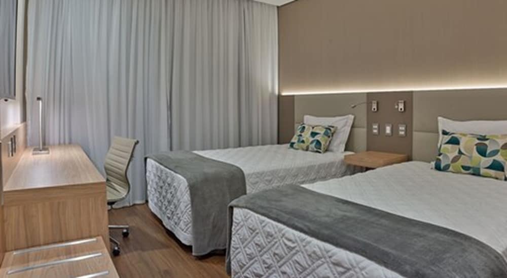 Superior Room, Multiple Beds - Photo 9