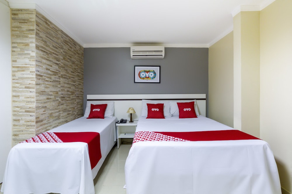 Superior Room (Quintuple,1 Double Bed + 3 Single Bed) photo 3