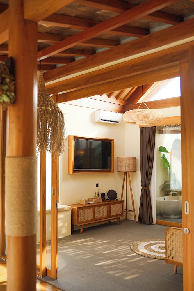 Villa, Pool View photo 1