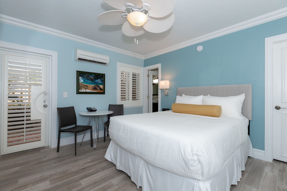 Studio, 1 Queen Bed, Kitchenette - Photo 2
