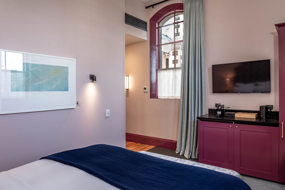 Observatory Deluxe Room - Photo 9