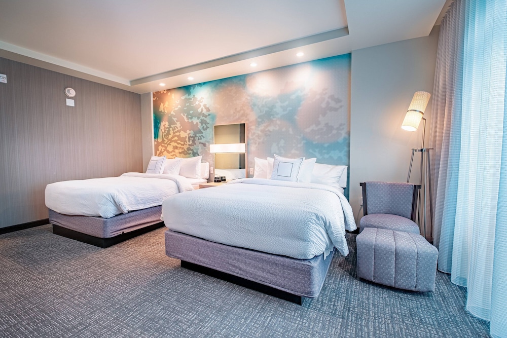 Suite, Multiple Beds