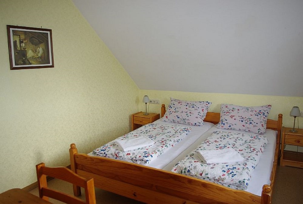 Double Room, 2 Twin Beds photo 1