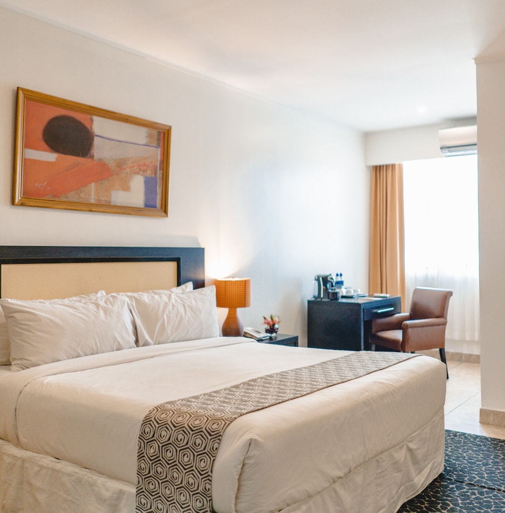 Standard Room, 1 King Bed - Photo 1