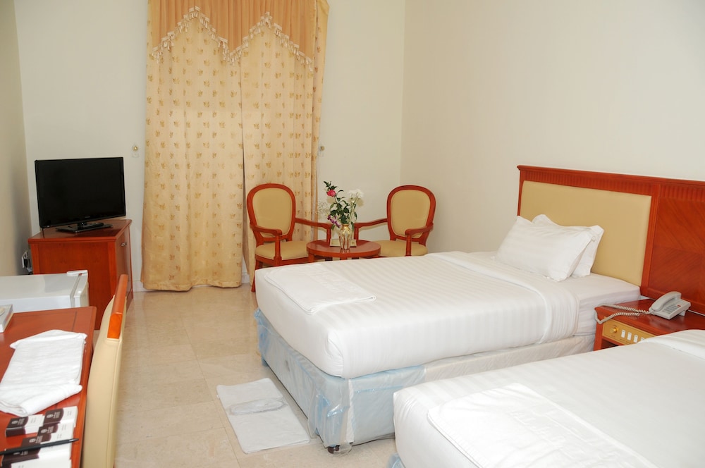 Deluxe Double Room - Photo 10