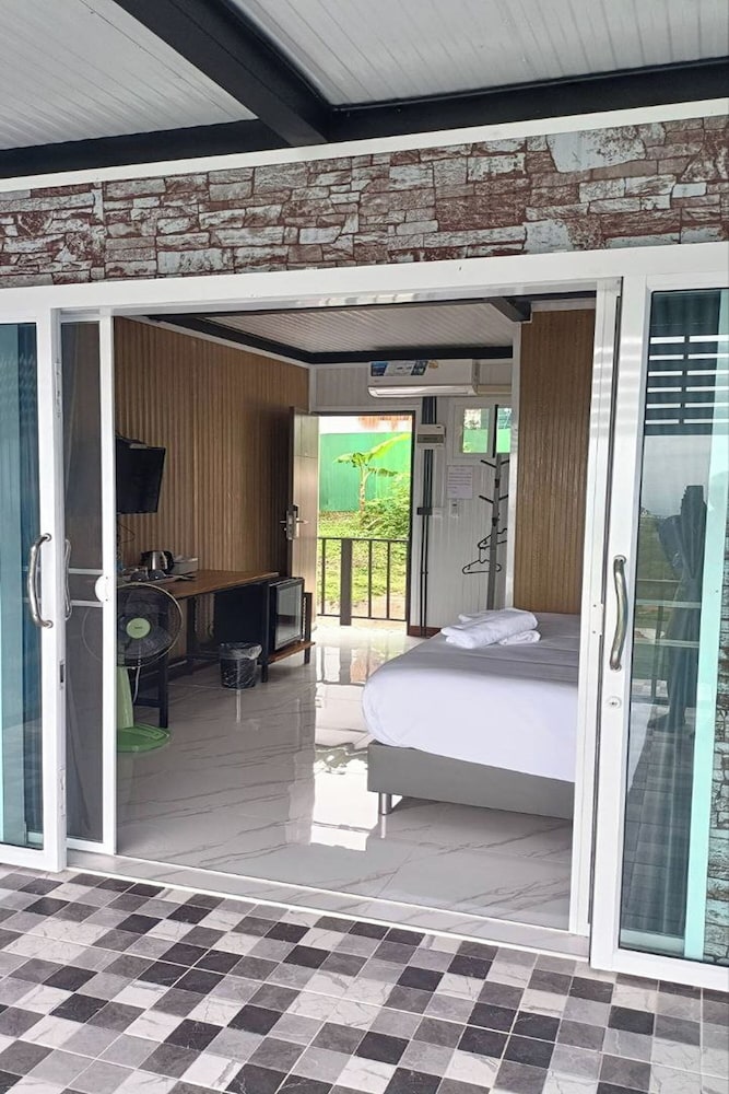 Standard Double Room - Photo 7