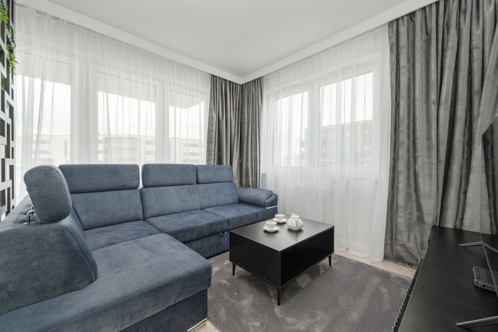 Apartment, 3 Bedrooms, 2 Bathrooms