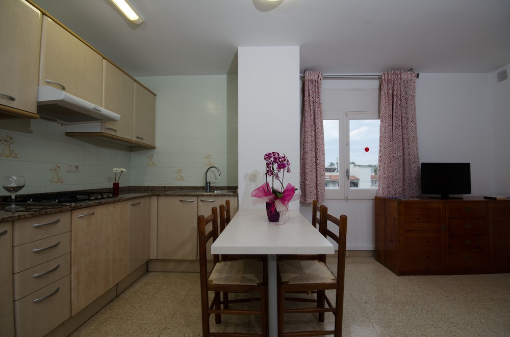 Apartment, 1 Bedroom, Mountain View (3 Adults + 1 Child) - Photo 6