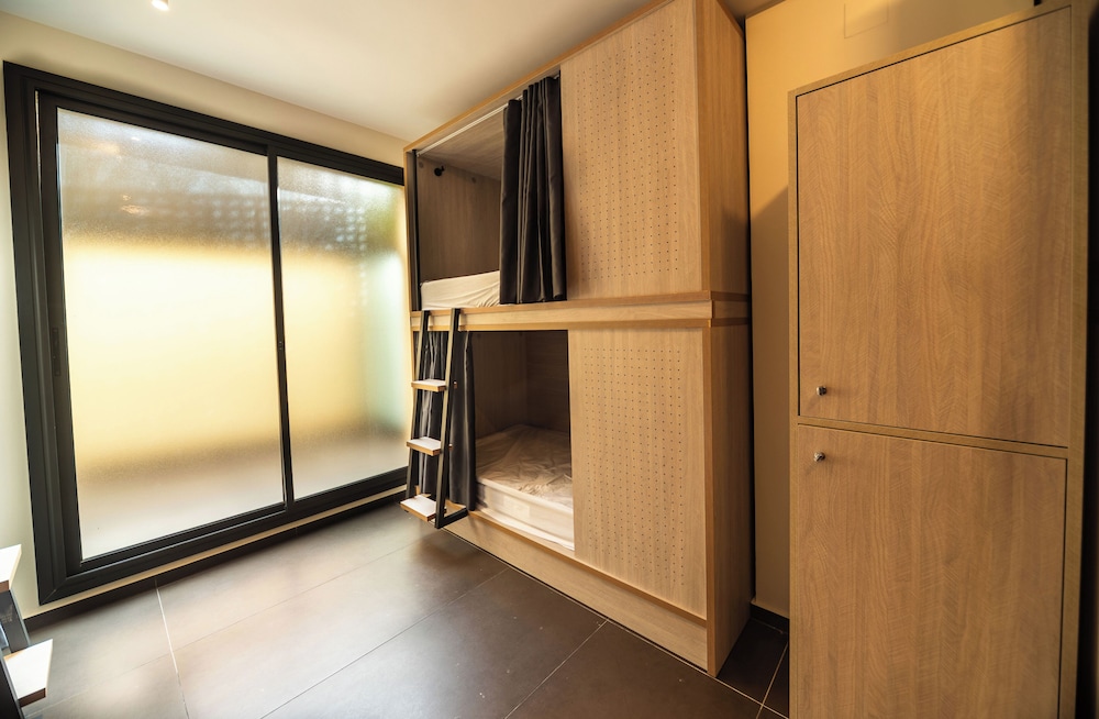 Superior Shared Dormitory, Mixed Dorm (Room 2) photo 3