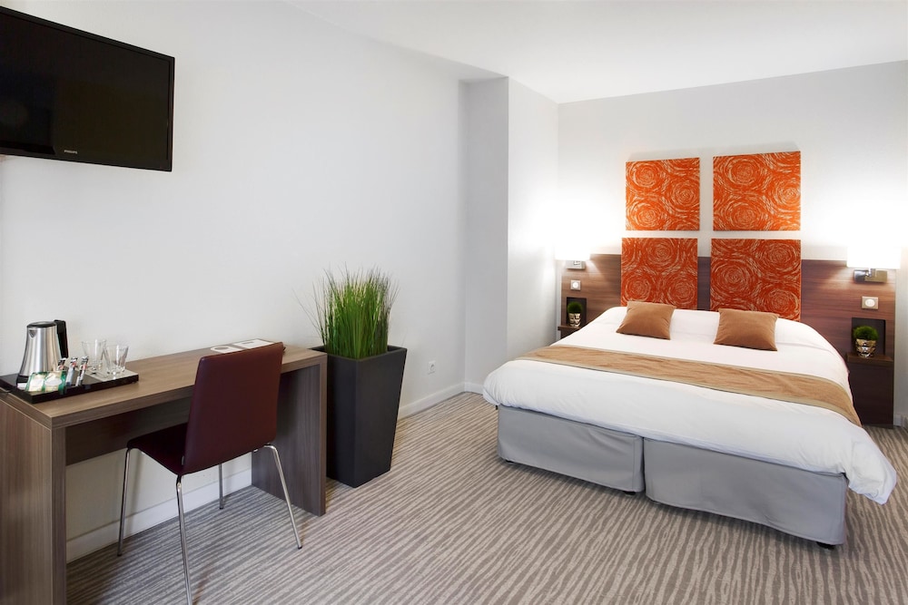 Superior Room, 1 Double Bed with Sofa bed - Photo 5