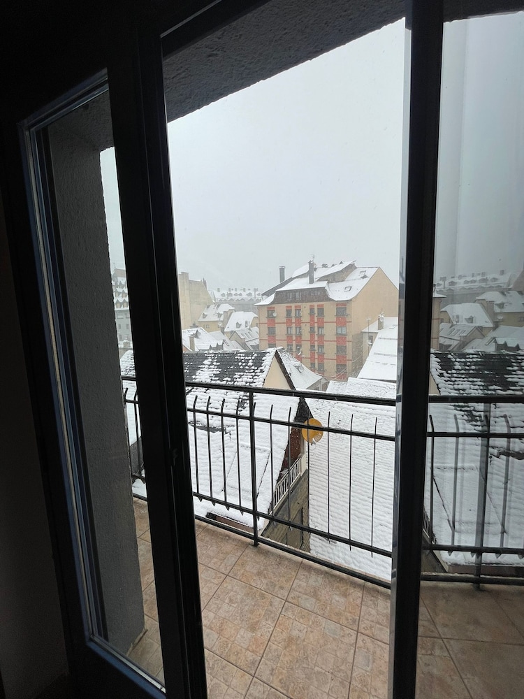 Superior Double or Twin Room, Balcony, Mountain View photo 2