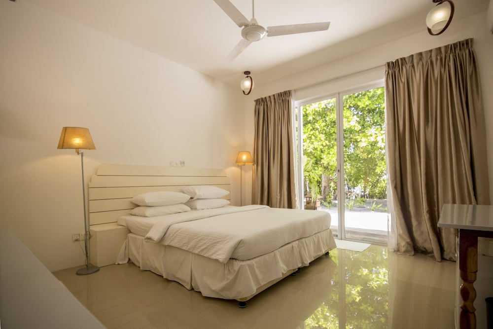 Super Deluxe Room