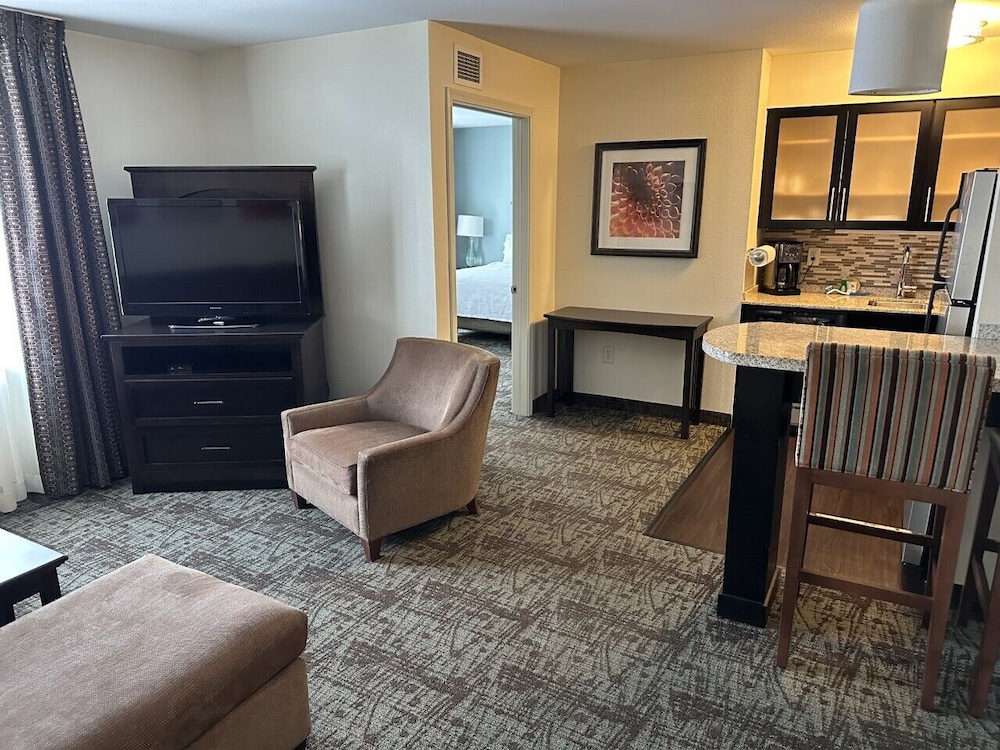 Suite, 1 Bedroom, Kitchen