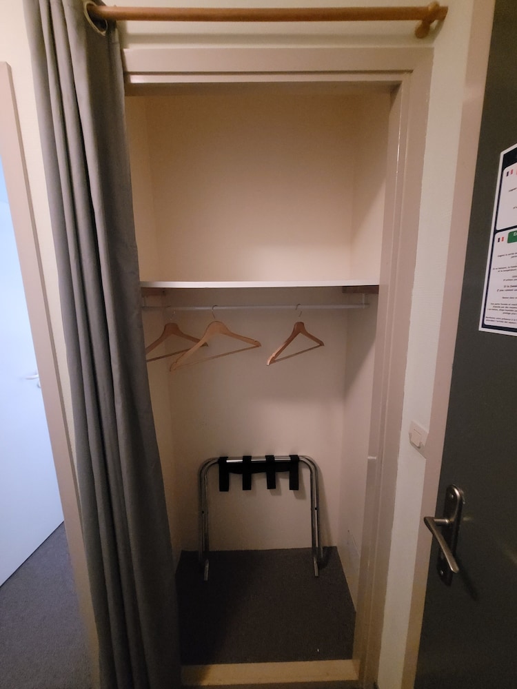 Premium Twin Room, Ensuite (Twin 9) photo 2