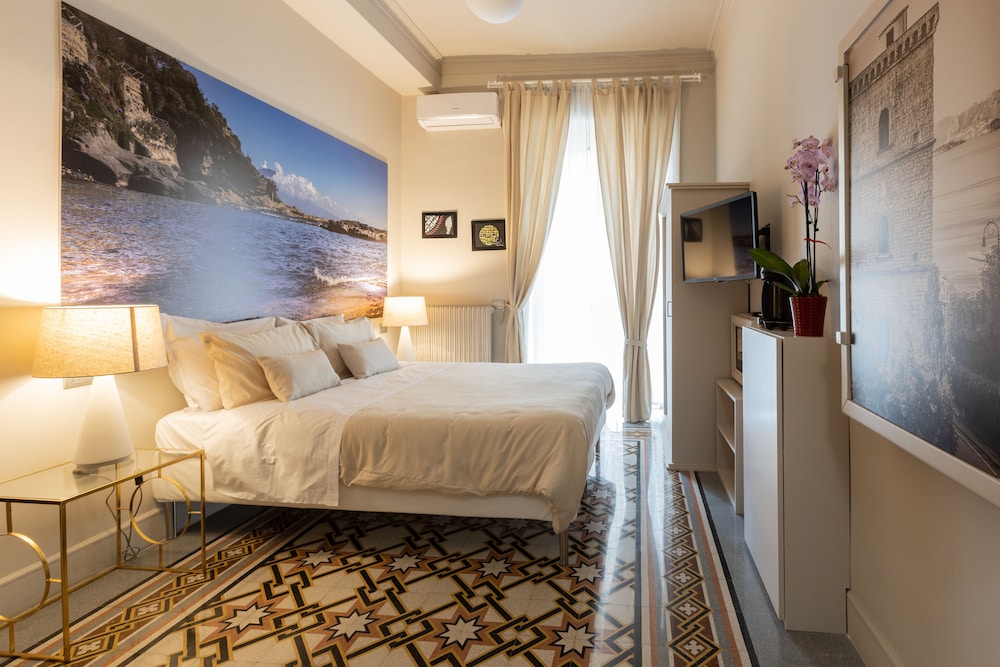 Double Room, Balcony (Posillipo)