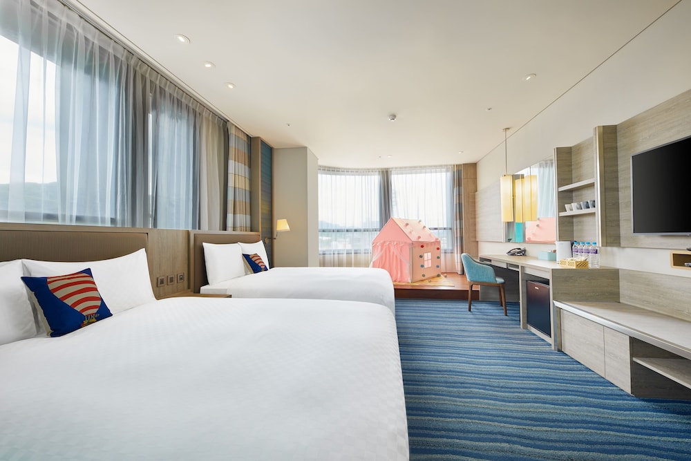 Dau Din Double Double (Quadruple Room)