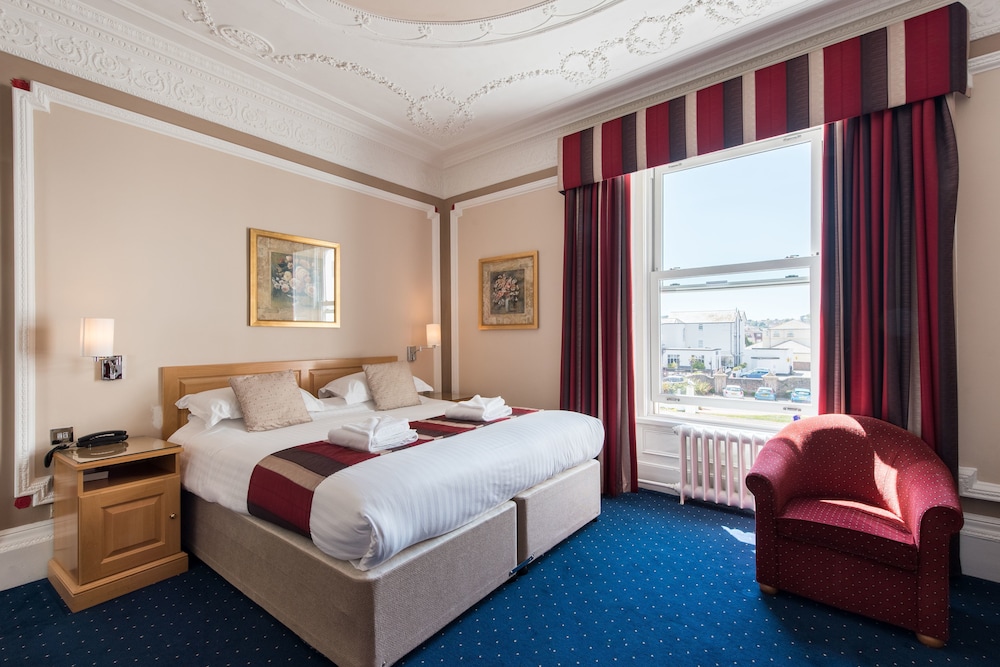 Superior Triple Room, Garden View (Club)
