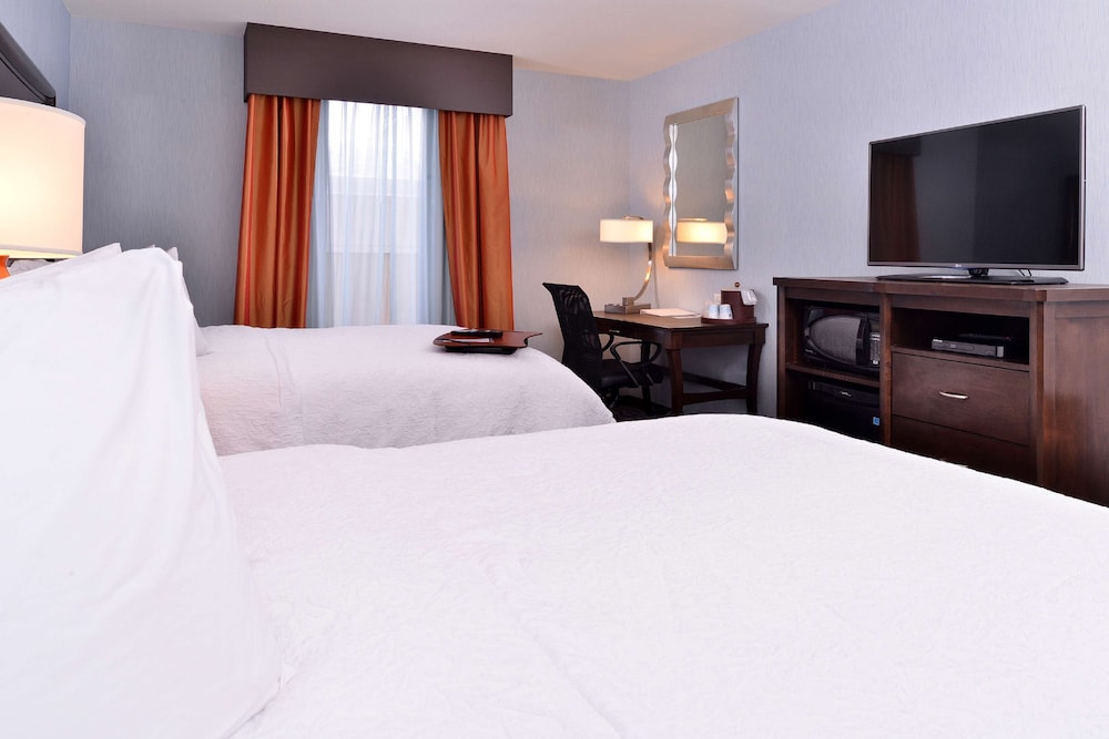 Room, 2 Queen Beds, Accessible photo 2