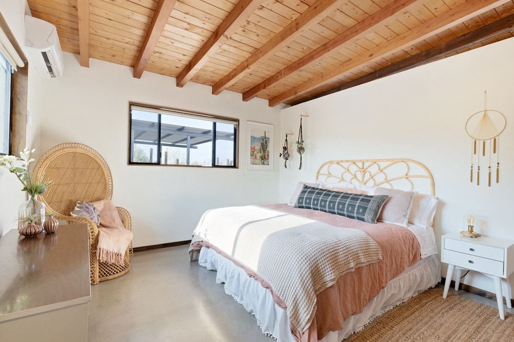 House, 1 Bedroom