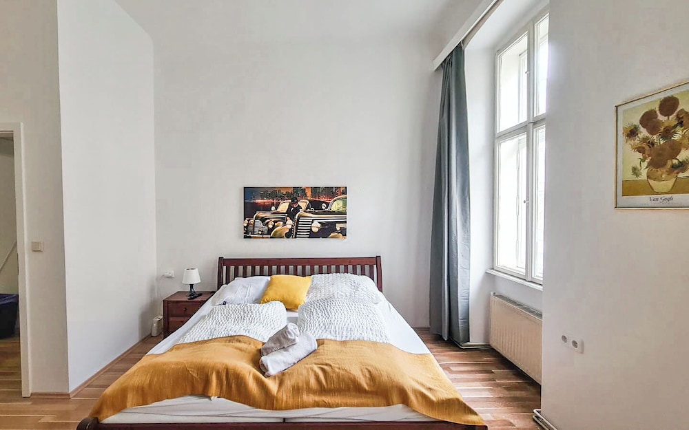 Basic Apartment