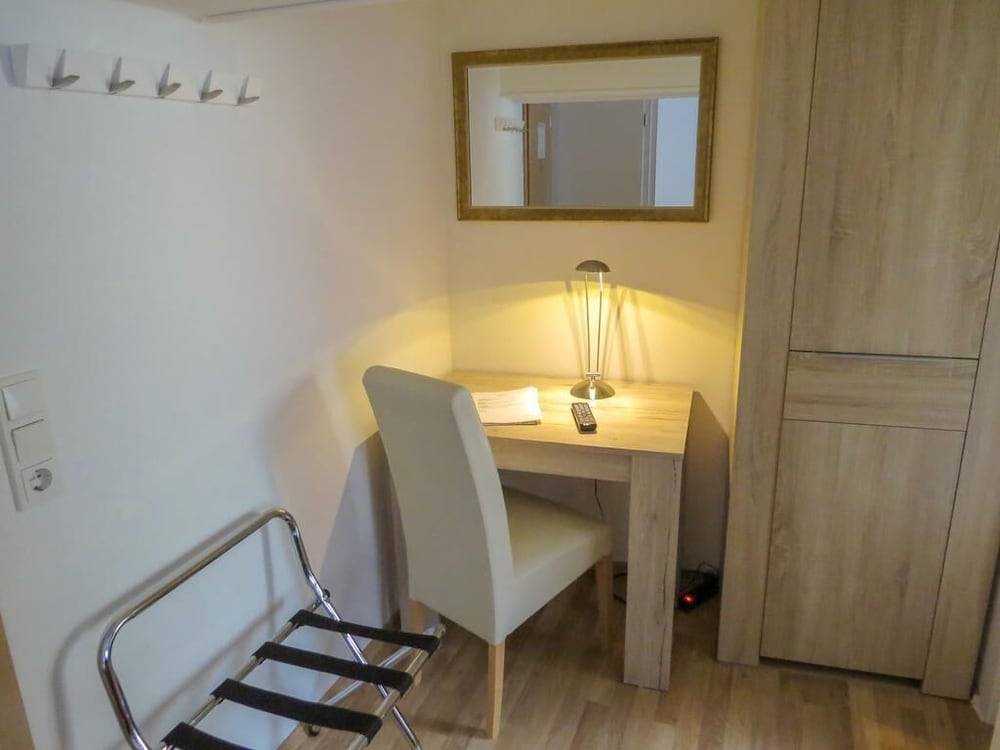 Basic Double Room - Photo 4