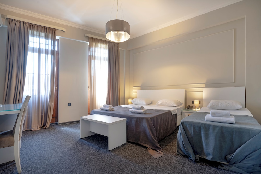 Triple Room with City View photo 1