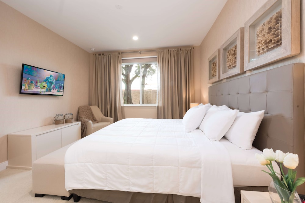 Villa, 3 Bedrooms, Non Smoking, Resort View (3 Floors) photo 3