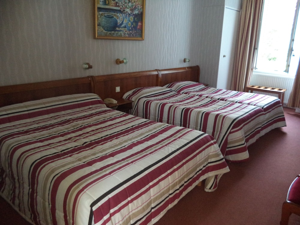 Classic Quadruple Room, Park View