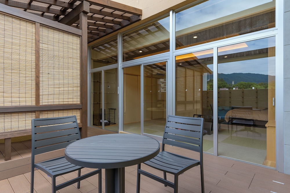 Japanese-Western Style Room NAYOTAKE with Open-Air Bath - Photo 2