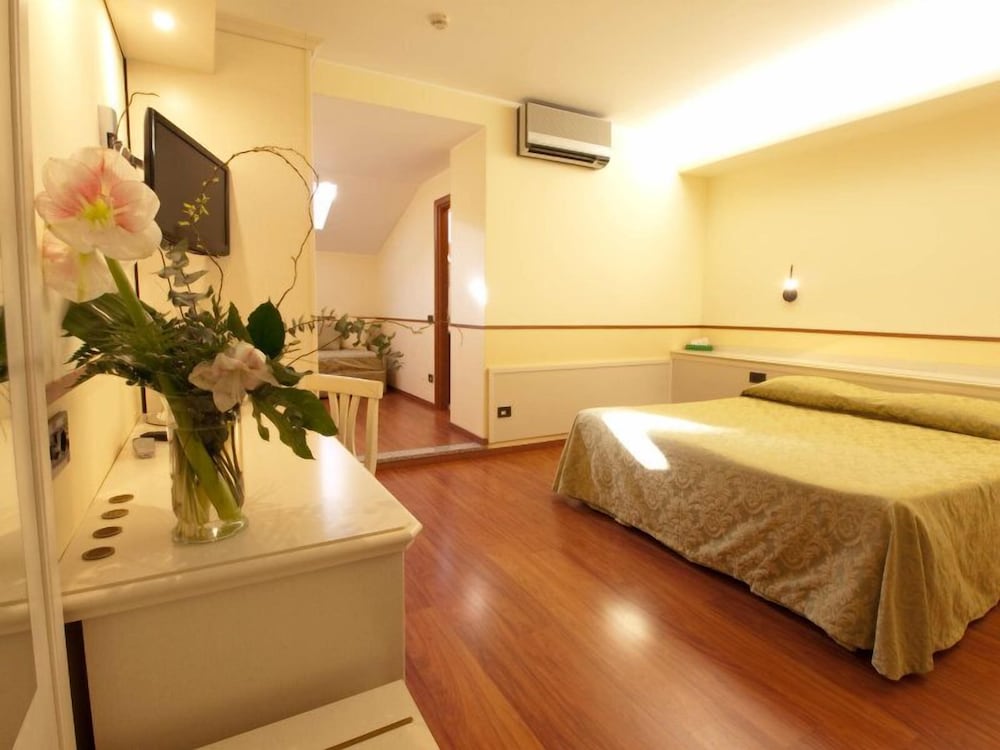 Quadruple Room photo 1