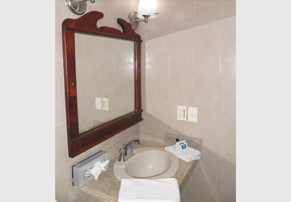 Double Room - Photo 10