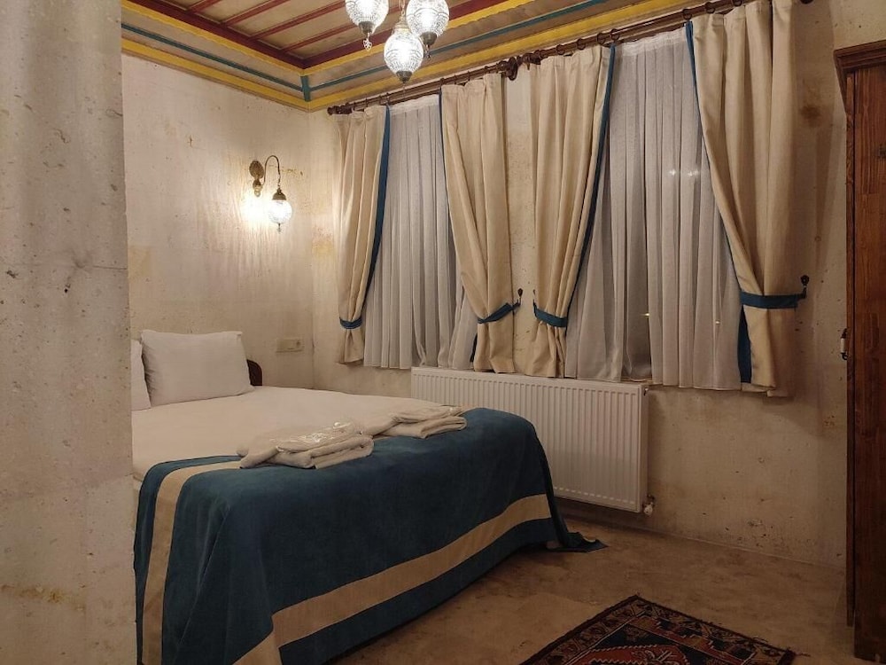 Economy Double Room - Photo 2