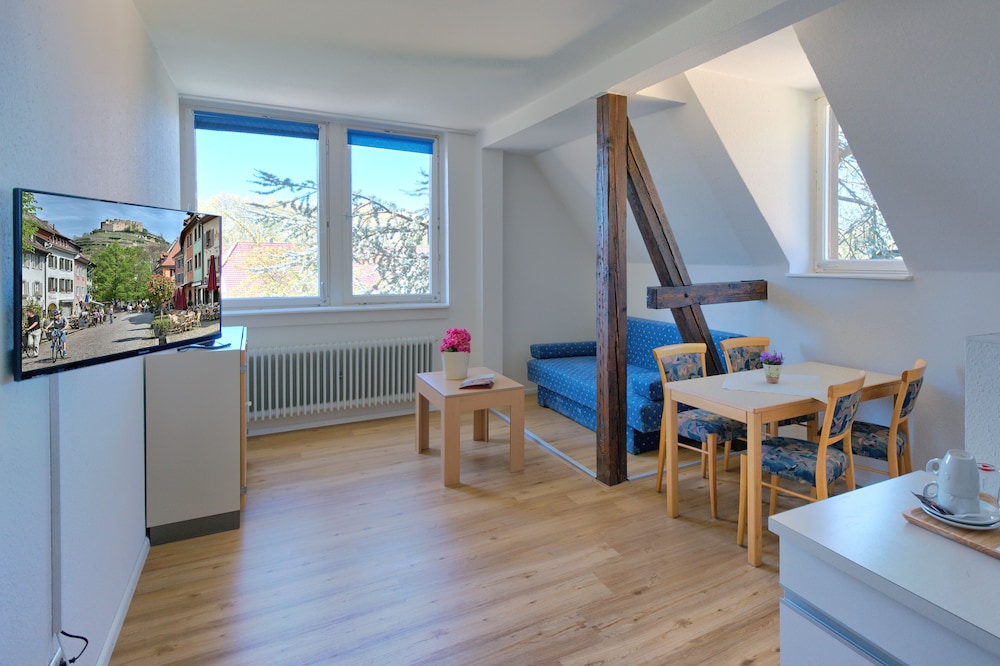 Family Apartment photo 1