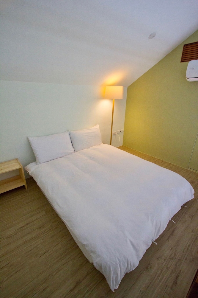 Family Quadruple Room photo 3